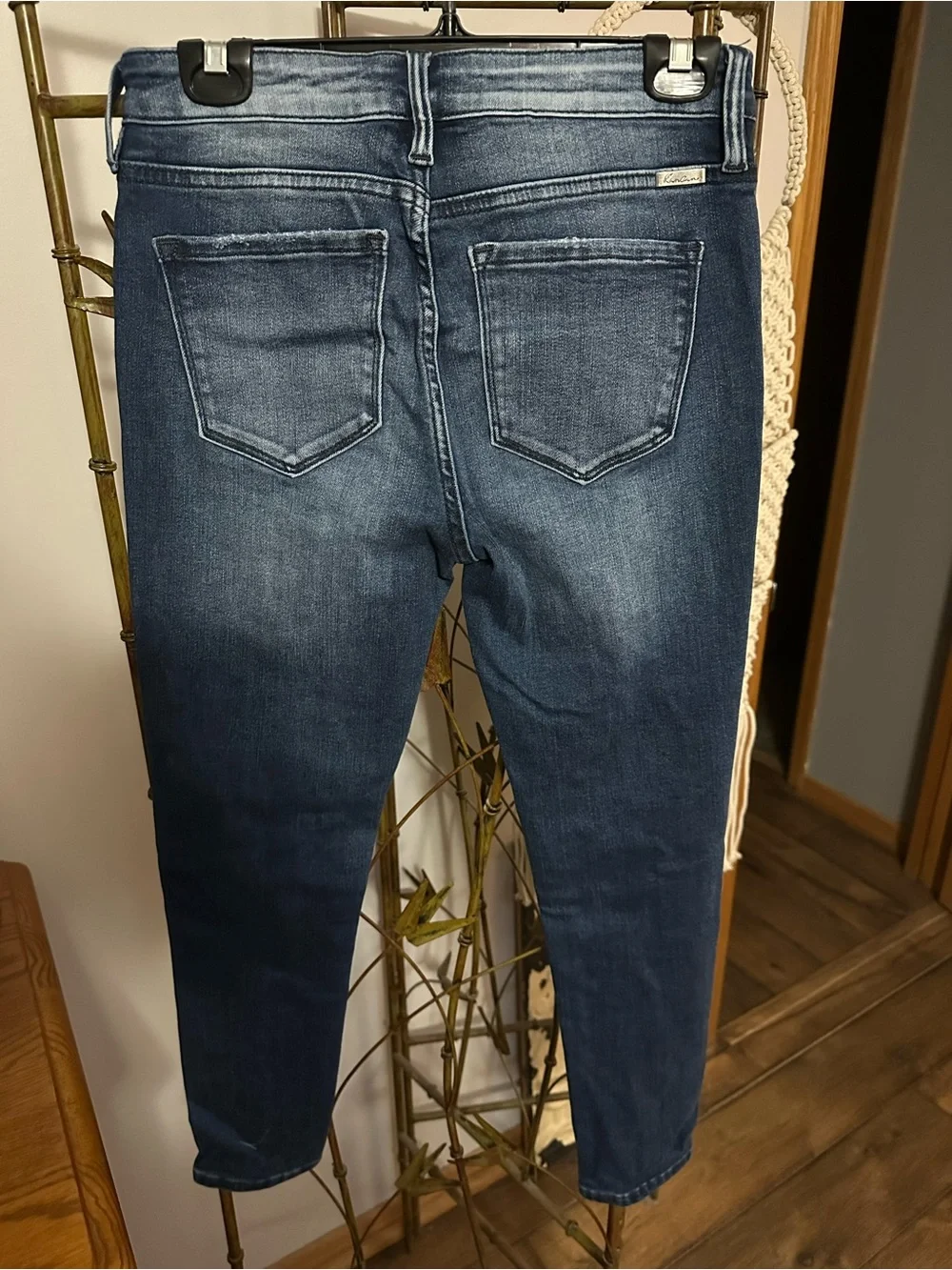 KanCan Estillo Distressed Mid-Rise Skinny Jeans- Size 27